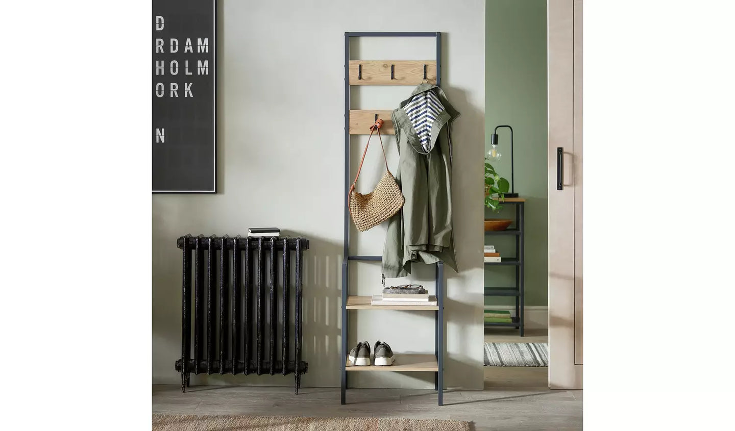Loft Living Hallway Tree - Oak